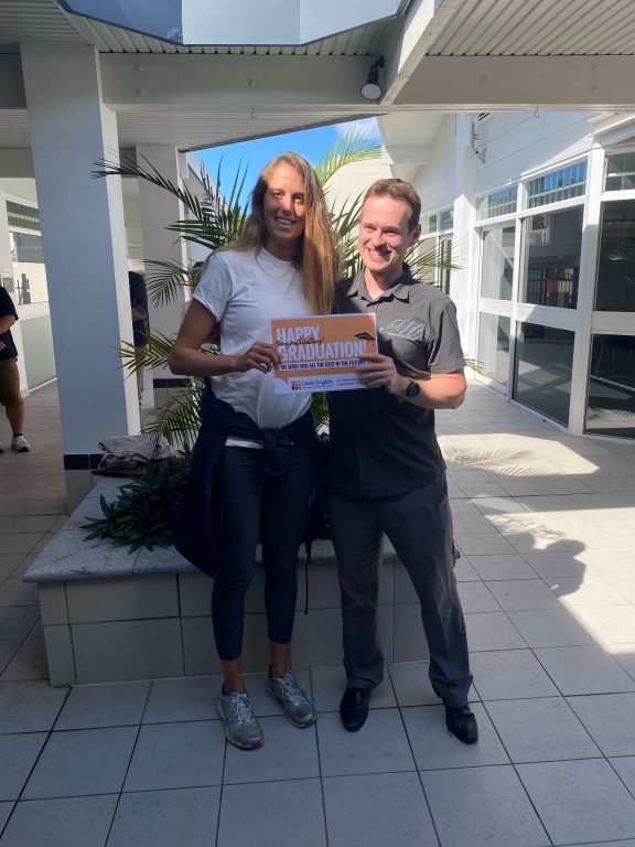 Noosa - This Week'S Wonderful Graduates - 12Th May Paula And Mila